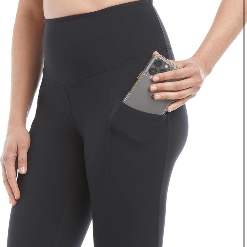 SOLD.                New Danskin Women's Black Leggings